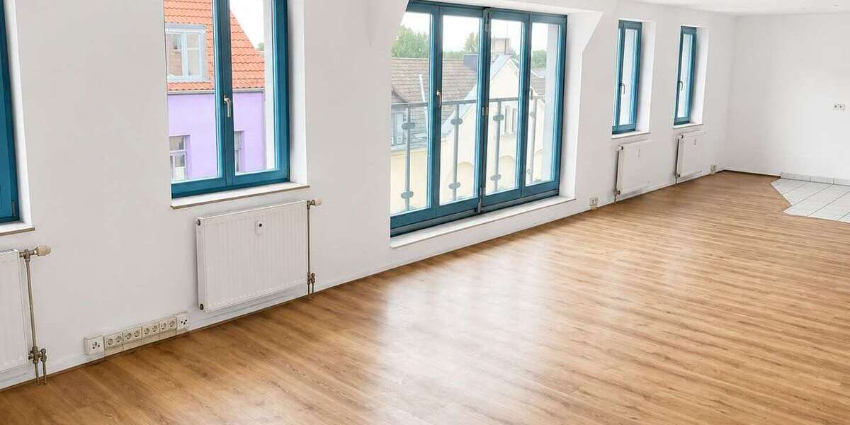 Etagenwohnung Magdeburg Buckau - 3 Zimmer, 105 m&sup2;, 950&euro; | Angebot:27314343
