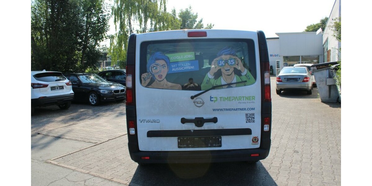 Opel Vivaro 1.6 D L1H1 8-Sitzer 189.128 km 9.980 &euro; Euskirchen 53881