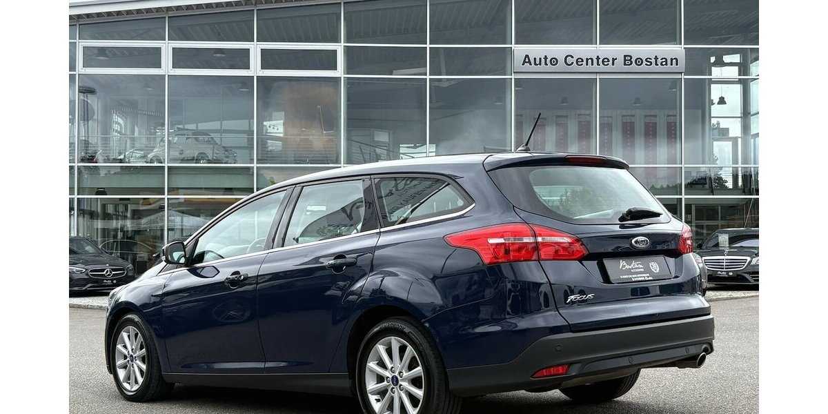 Ford Focus Turnier Titanium CARPLAY/KEYLESS/NAVI/PDC 187.775 km 6.800 &euro; Villingen-Schwenningen 78054