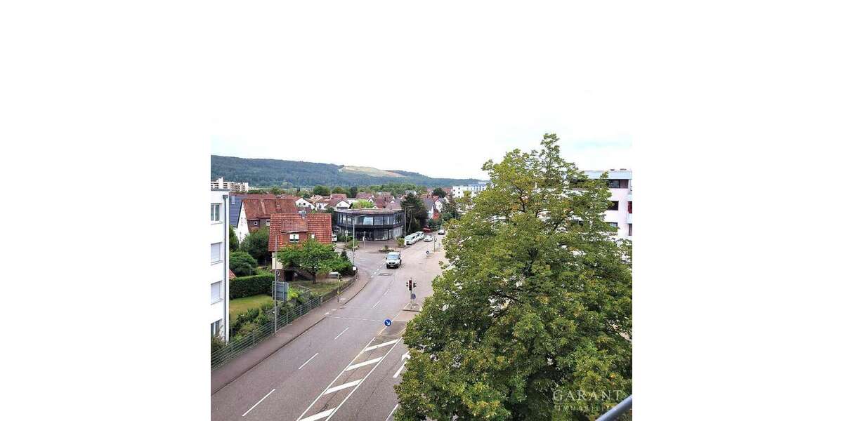 Etagenwohnung Leonberg - 4 Zimmer, 90 m&sup2;, 1.200&euro; | Angebot:27312014