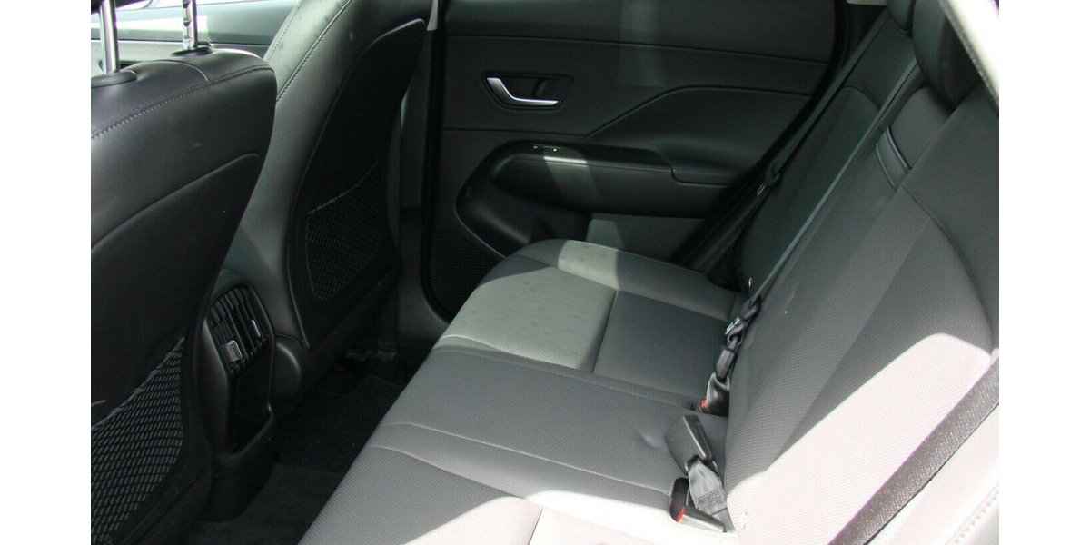 Hyundai Kona 1.6 T-GDI Prime ACC LED BOSE AHK Schiebedach 53.065 km 25.980 &euro; Falkensee 14612