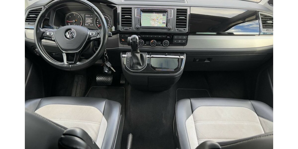 VW T6 Multivan GENERATION SIX/4x4/KAMERA/7-SITZER 231.260 km 25.900 &euro; Villingen-Schwenningen 78054