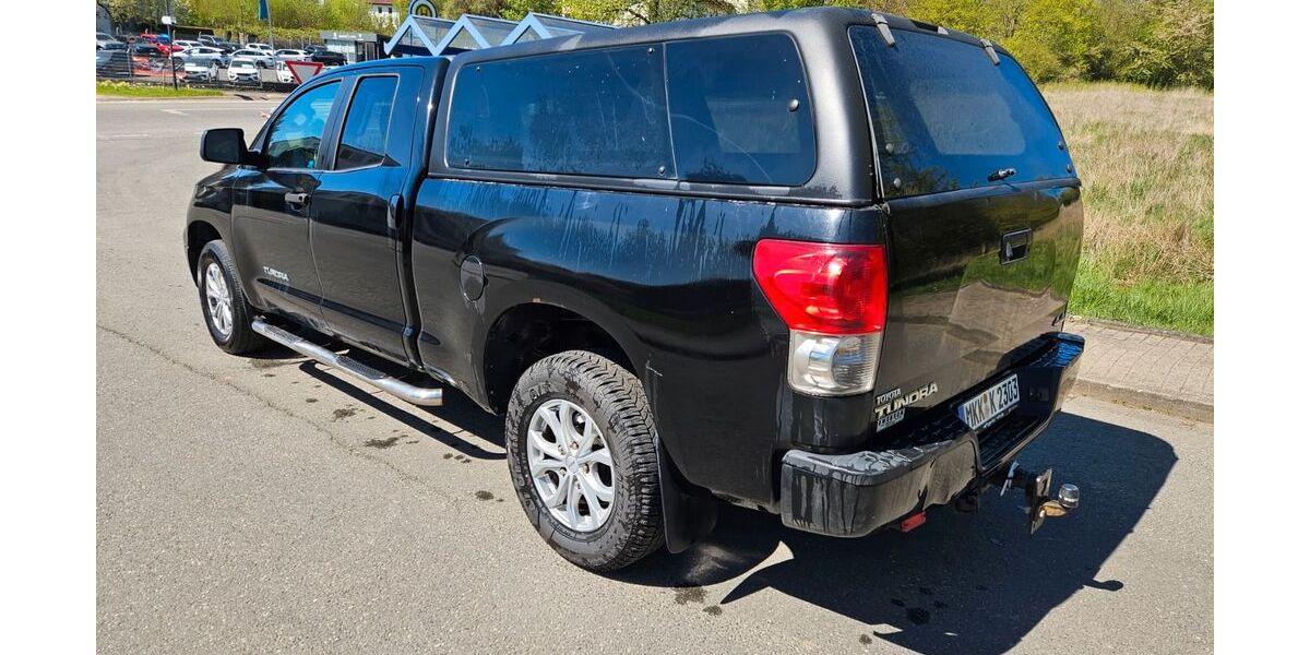 Toyota Tundra 190.000 km 15.500 &euro; München 80939