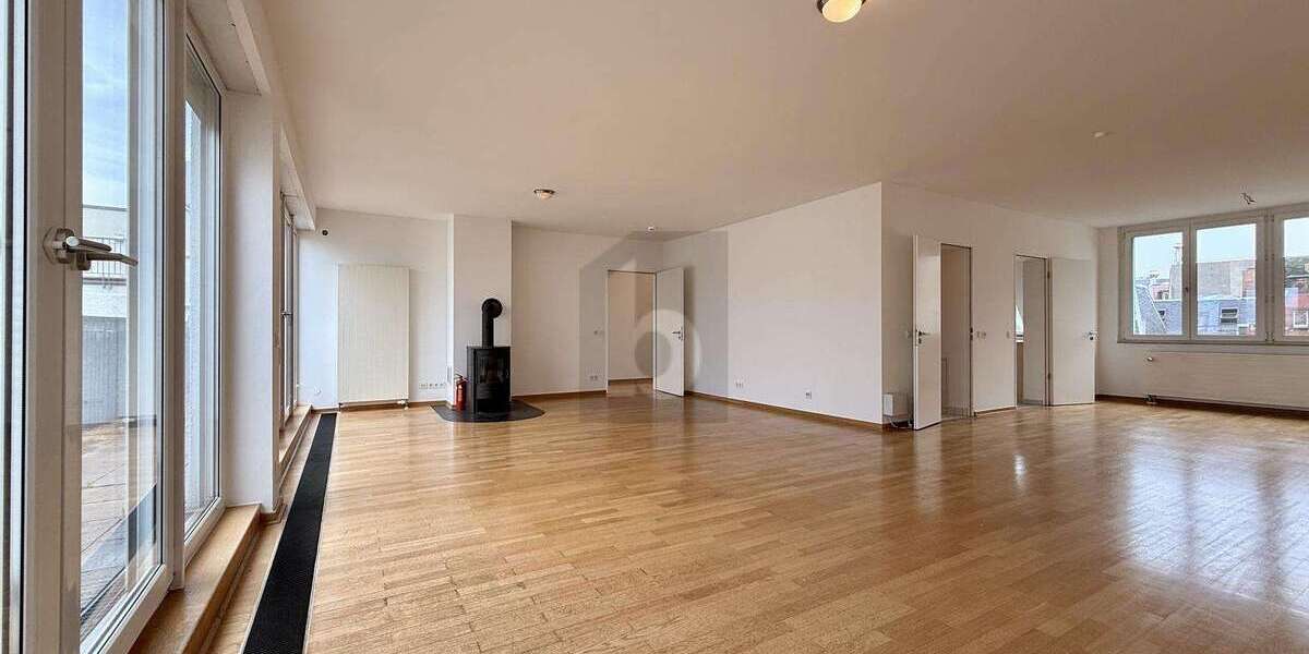 Etagenwohnung Berlin-Mitte Mitte - 5 Zimmer, 198 m&sup2;, 4.950&euro; | Angebot:27288639