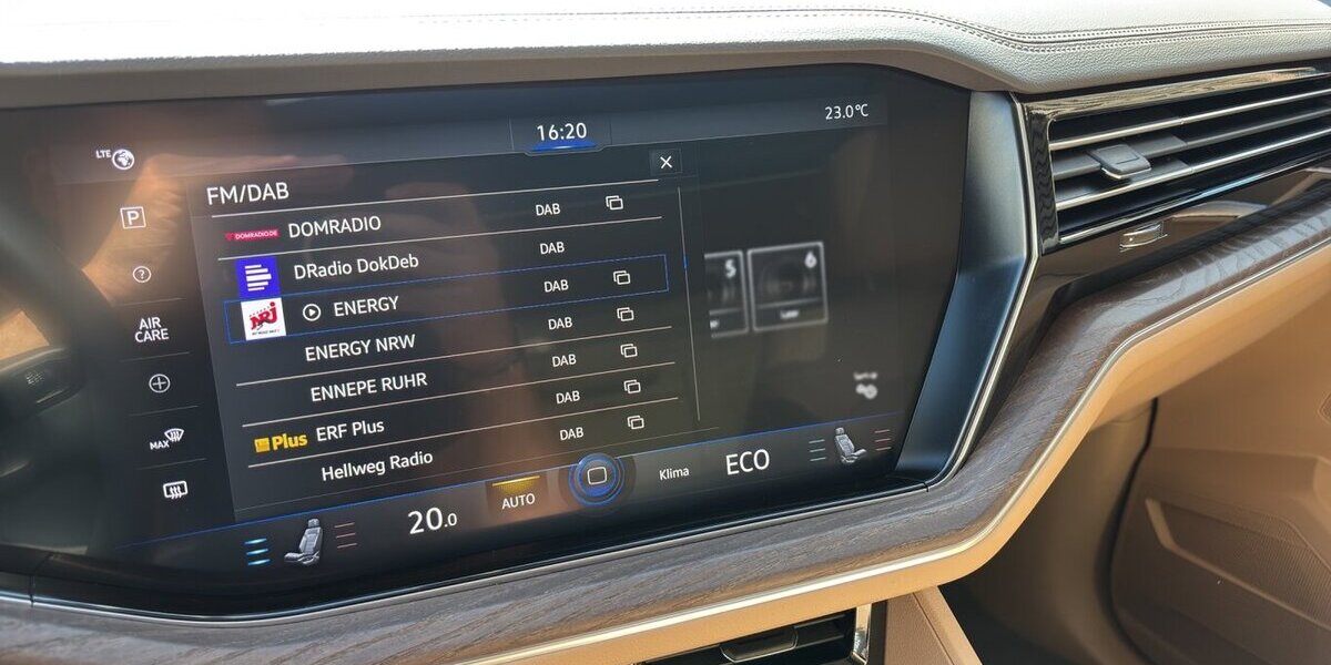 VW Touareg Atmosphere 4M eHybrid Pano HuD IQ 360° 51.459 km 43.700 &euro; Wuppertal 42327