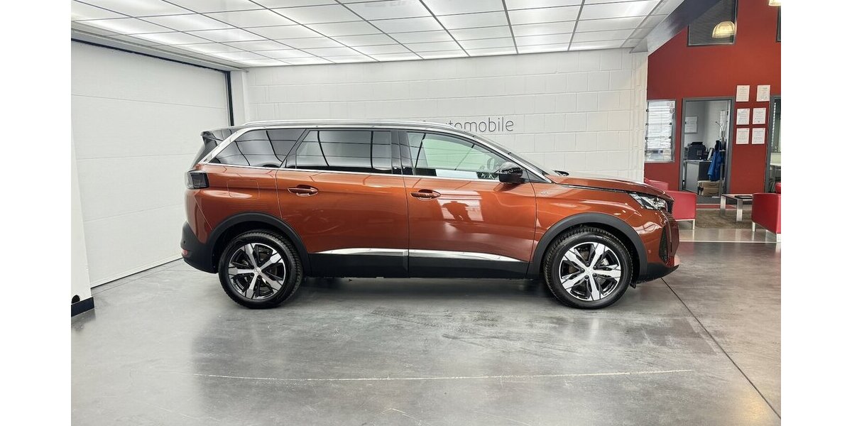 Peugeot 5008 130 EAT8 Allure 1.Hand AHK 13.300 km 25.770 &euro; Lich 35423