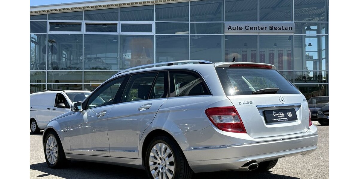 Mercedes-Benz C 220 CDI BlueEfficiency SCHIEBEDACH/NAVI/SHZ 132.163 km 12.900 &euro; Villingen-Schwenningen 78054