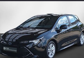 Toyota Corolla 29.671 km 22.280 &euro; Berlin 13403