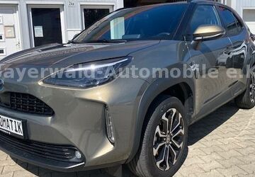 Toyota Yaris Cross 56.500 km 21.200 &euro; Perlesreut 94157