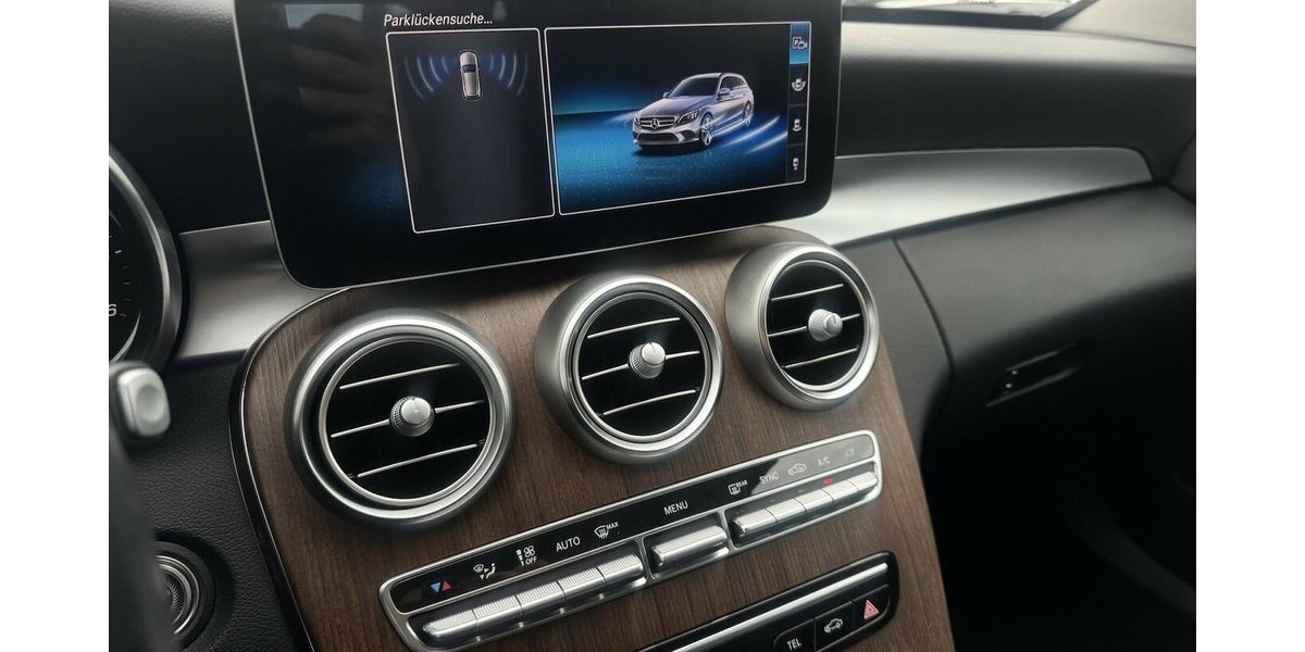 Mercedes-Benz C 220 d 4 MATIC T- MODELL/KAMERA/AHK/NAVI/1.HAND 60.042 km 24.800 &euro; Villingen-Schwenningen 78054