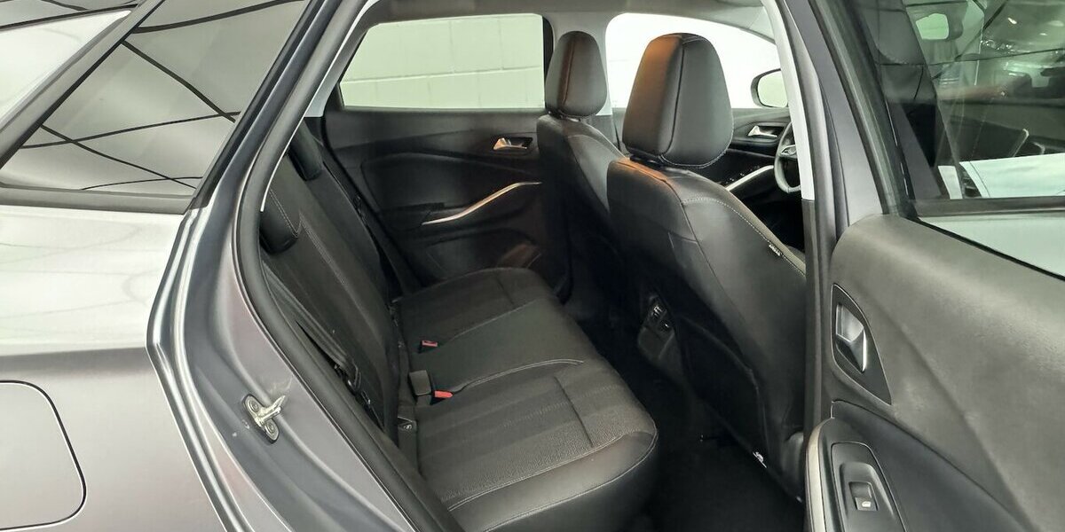 Opel Grandland 1.2 Turbo GS Line CarPlay Cam 7.412 km 18.740 &euro; Lich 35423