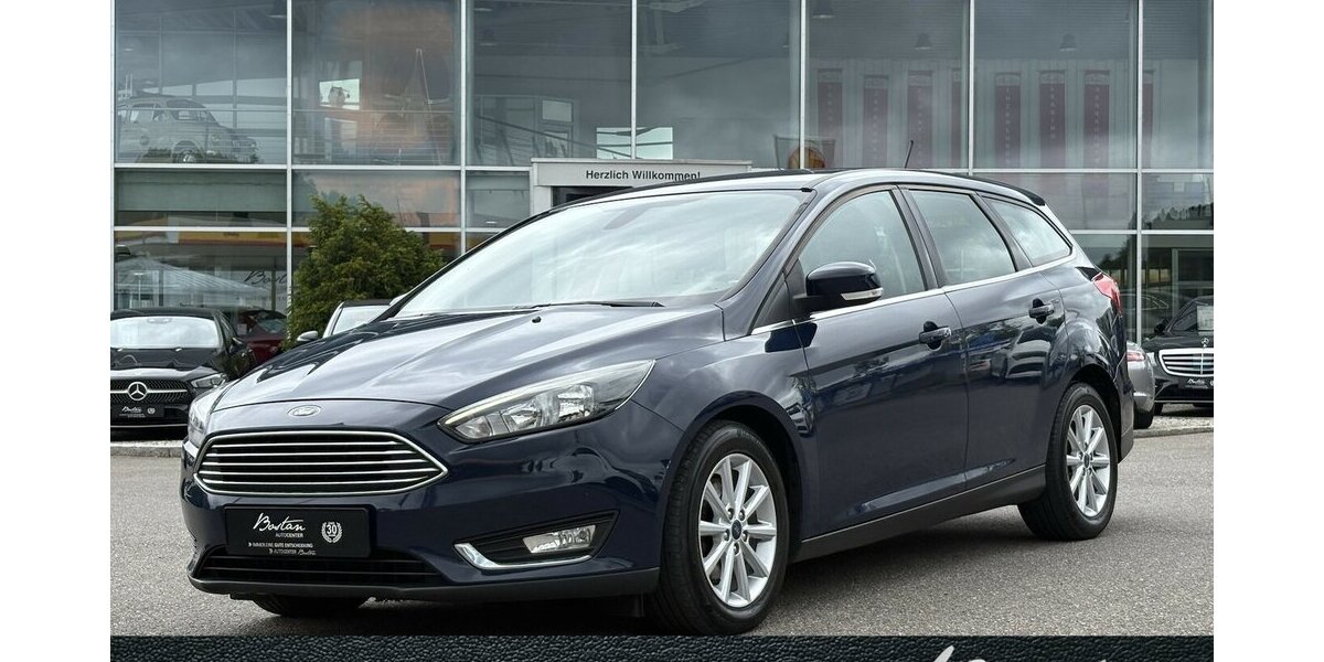 Ford Focus Turnier Titanium CARPLAY/KEYLESS/NAVI/PDC 187.775 km 6.800 &euro; Villingen-Schwenningen 78054