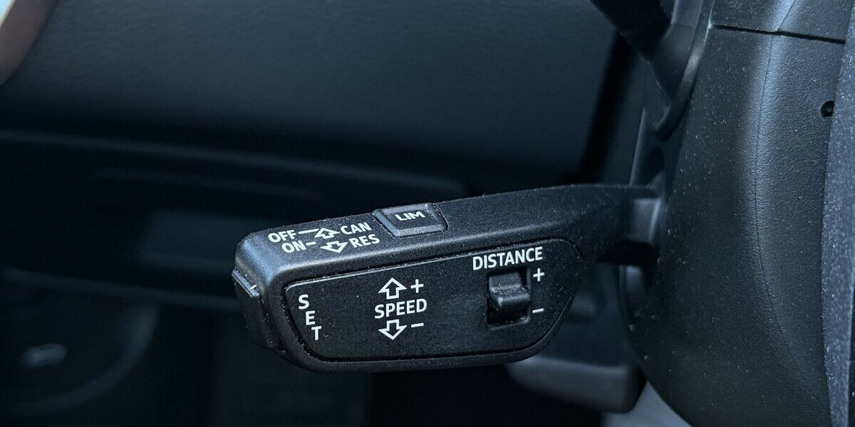 Audi A6 40 TDI quattro sport 360°/STANDHZ/NAVI/AHK 95.919 km 27.900 &euro; Villingen-Schwenningen 78054