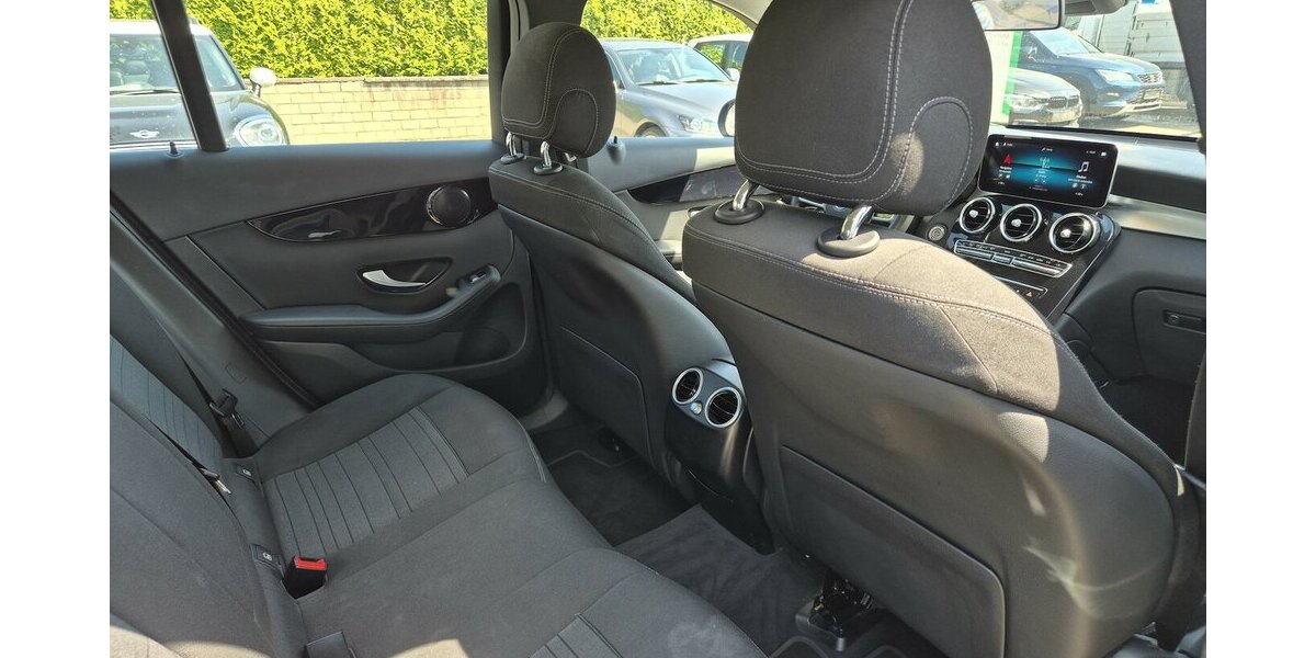 Mercedes-Benz GLC 400 d 4M Rückfahrkamera, LED-Scheinwerfer, Nav 160.000 km 28.690 &euro; Rodgau 63110