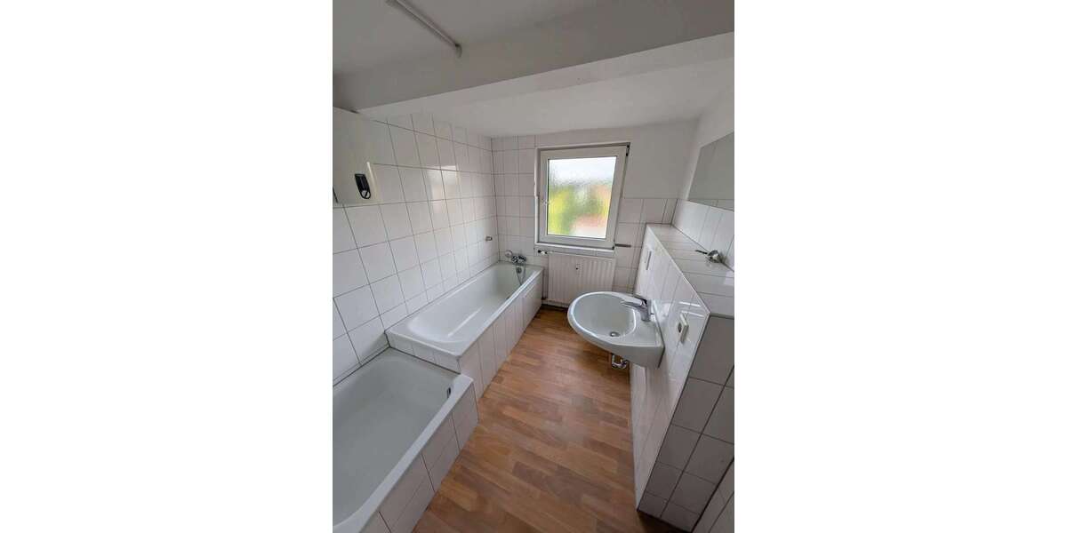 Etagenwohnung Rösrath Unterlüghausen - 4 Zimmer, 81 m&sup2;, 845&euro; | Angebot:27310223