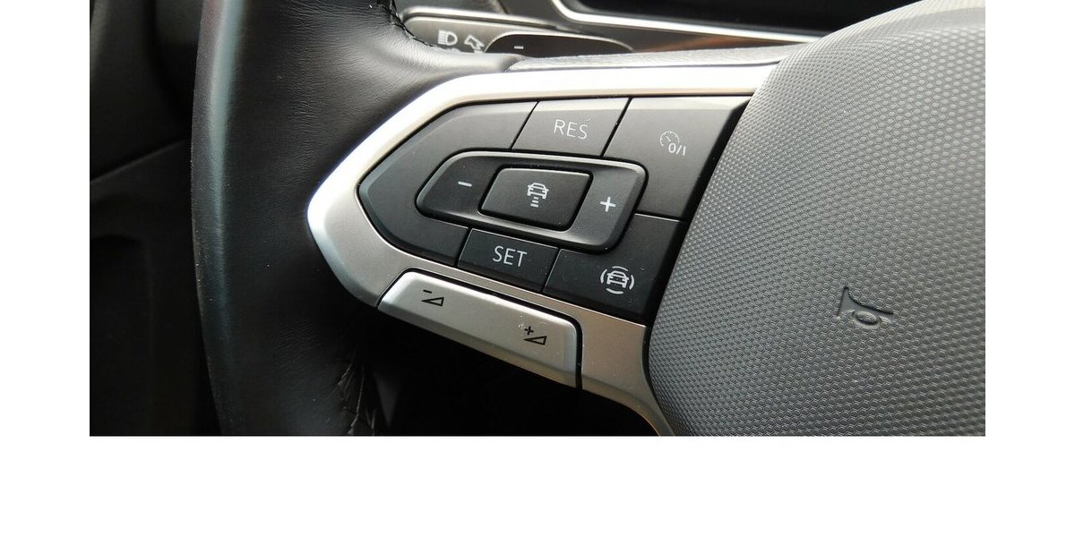 VW Tiguan Allspace 1.5 TSI Life 7 Sitze Navi DSG 31.300 km 28.390 &euro; Vordorf 38533