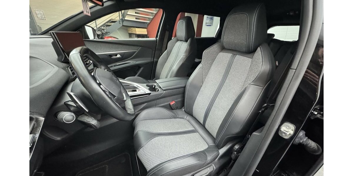 Peugeot 5008 Blue HDI 130 Allure Pack 1.Hand Carplay 52.400 km 22.160 &euro; Lich 35423