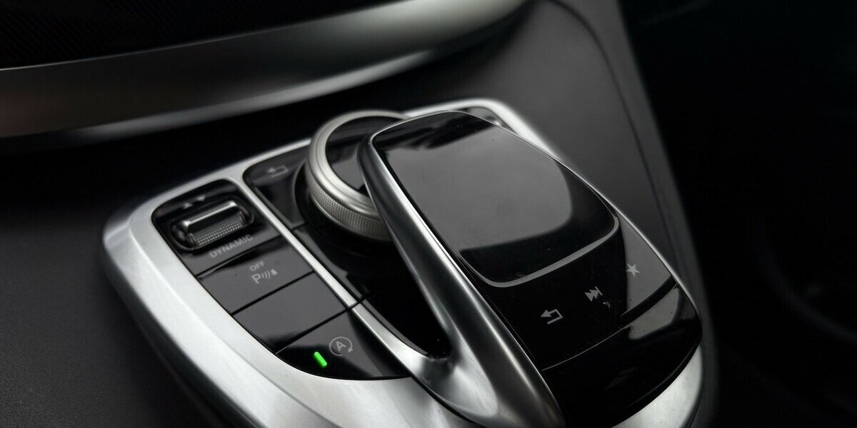 Mercedes-Benz V 250 D Lang Edition STANDHZ/SHZ/NAVI/KAMERA/AHK 118.803 km 35.900 &euro; Villingen-Schwenningen 78054