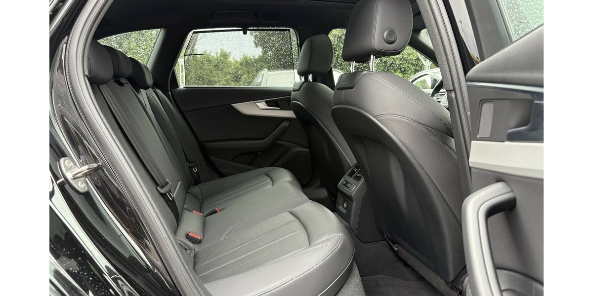 Audi A4 Allroad 40 TDI MASSAGE/PANO/MEMORY/CARPLAY 96.690 km 25.800 &euro; Villingen-Schwenningen 78054