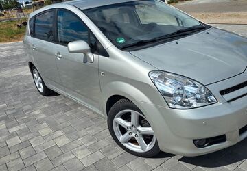 Toyota Corolla Verso 142.275 km 5.500 &euro; Ramstein-Miesenbach 66877