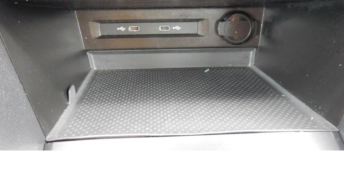 VW Tiguan Allspace 1.5 TSI Life 7 Sitze Navi DSG 33.100 km 28.390 &euro; Vordorf 38533