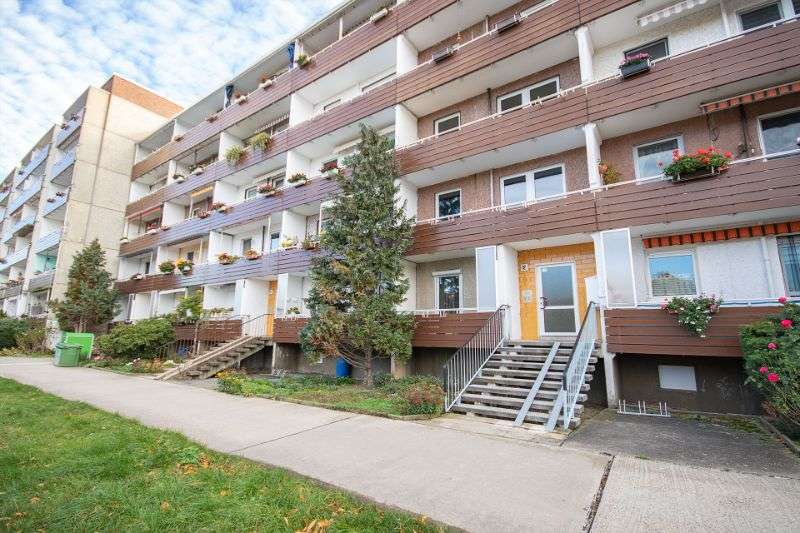 Etagenwohnung Halle (Saale) Heide-Nord/Blumenau - 4 Zimmer, 81 m&sup2;, 407&euro; | Angebot:27255526