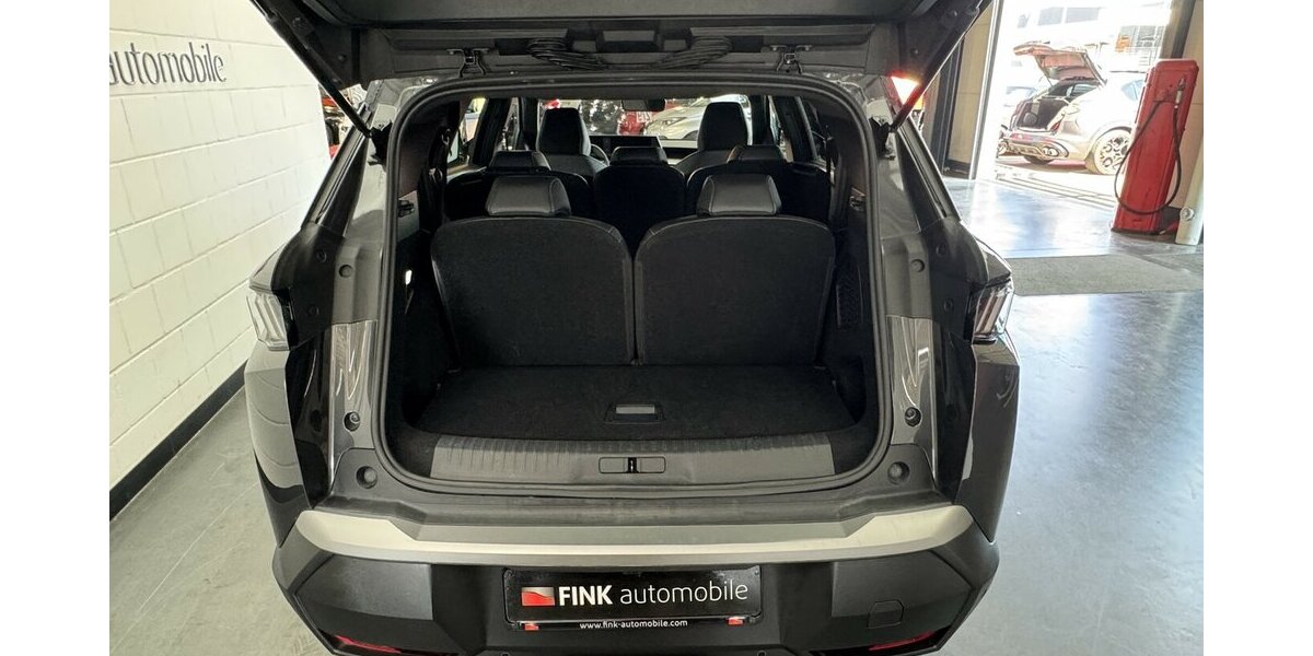 Peugeot 5008 145 Mild Hybrid Allure7 Sitzer LED CAM 30.800 km 27.520 &euro; Lich 35423