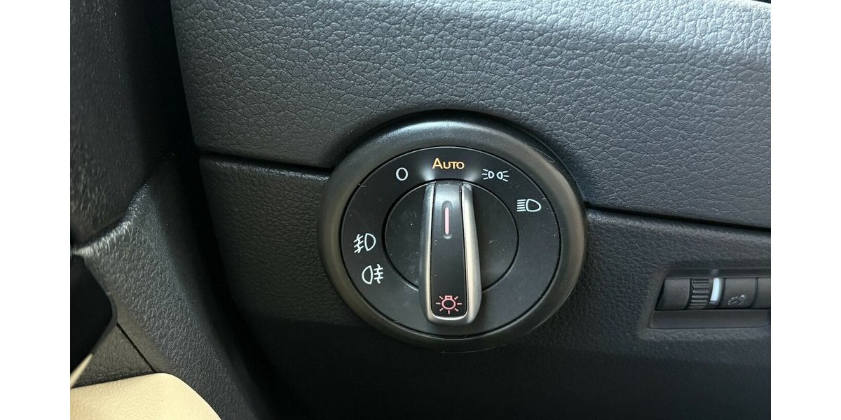 VW T6 Multivan Highline 4Motion DAB/KAMERA/7-SITZER 91.514 km 41.900 &euro; Villingen-Schwenningen 78054
