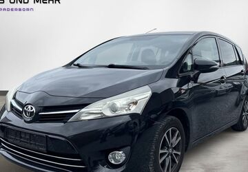 Toyota Verso 51.800 km 7.999 &euro; Paderborn 33100