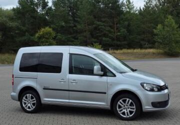 VW Caddy 275.356 km 7.200 &euro; Britz 16230