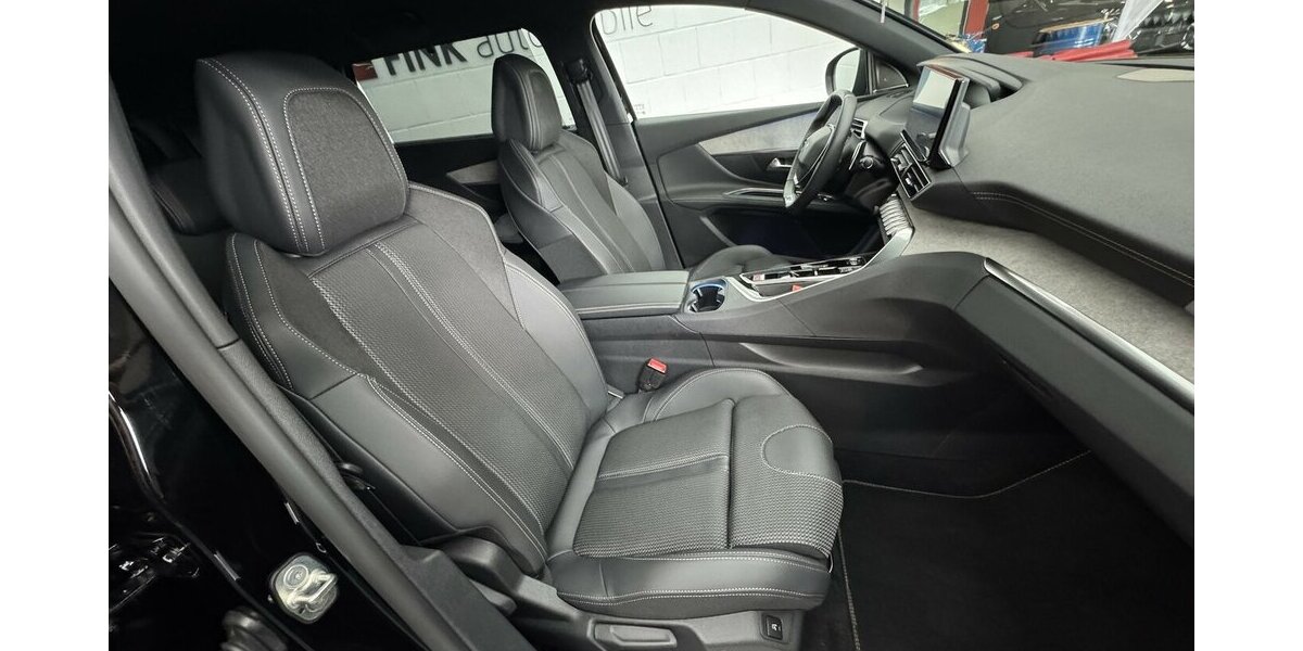 Peugeot 5008 GT 130 Black Edition EAT8 1.Hand Massage 20.400 km 25.770 &euro; Lich 35423