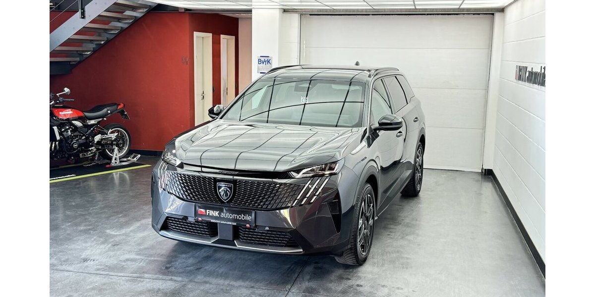 Peugeot 5008 145 Mild Hybrid Allure7 Sitzer LED CAM 30.800 km 27.520 &euro; Lich 35423