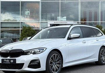 BMW 320D Touring xDrive M Sport KAMERA/NAVI/AHK/DAB 97.316 km 26.900 &euro; Villingen-Schwenningen 78054