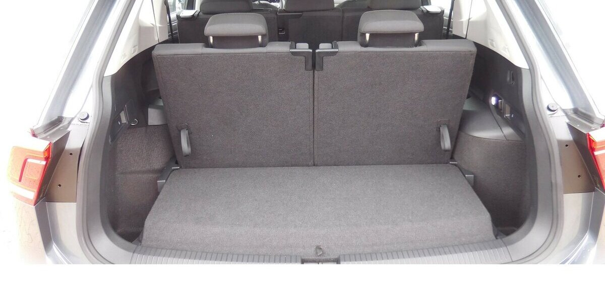 VW Tiguan Allspace 1.5 TSI Life 7 Sitze Navi DSG 33.100 km 28.390 &euro; Vordorf 38533