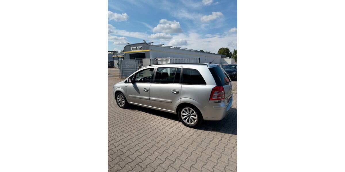 Opel Zafira 116.000 km 3.999 &euro; Fellbach bei Stuttgart 70736