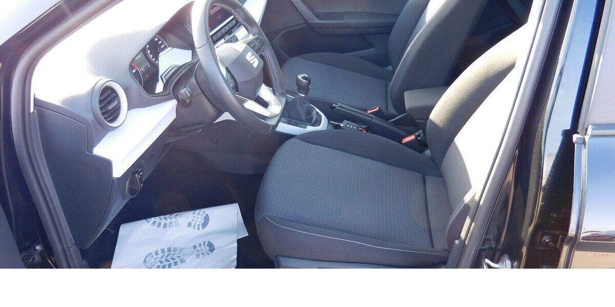 Seat Arona 1.0 Style TSI BMT Klima Navi LED Alu 15.000 km 15.990 &euro; Vordorf 38533