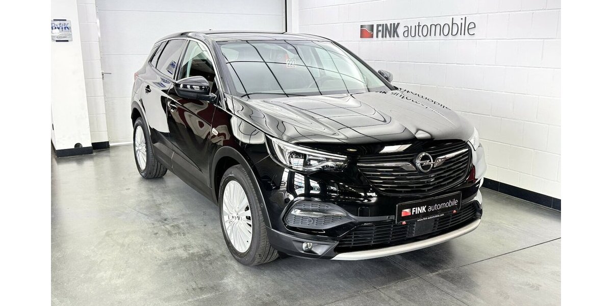 Opel Grandland 1.2 Turbo Innovation Navi Winterpaket 65.200 km 11.999 &euro; Lich 35423