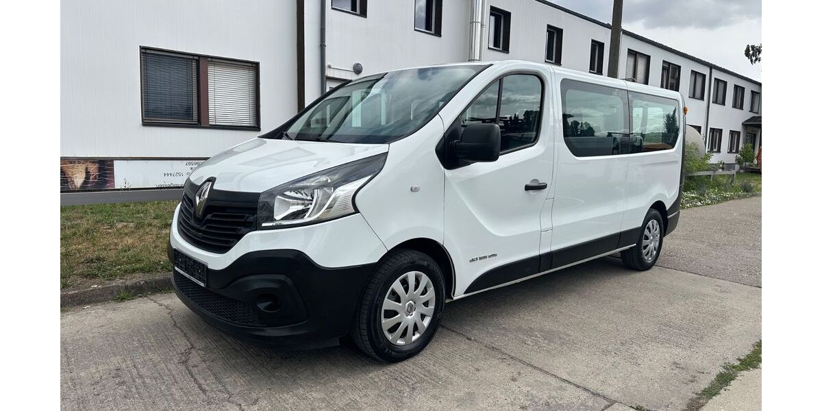 Renault Trafic 299.800 km 10.472 &euro; Berlin 12681
