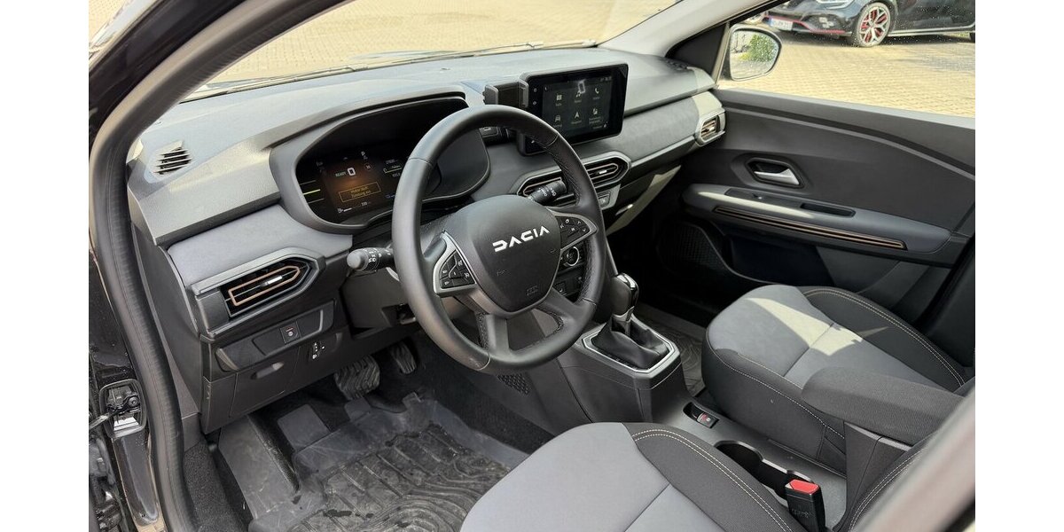Dacia Jogger Deutsch Extreme Hybrid/SitzH / NAVI 3.000 km 23.790 &euro; Donauwörth 86609