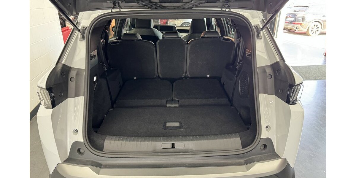 Peugeot 5008 145 Mild Hybrid Allure7 Sitzer LED CAM 18.200 km 27.820 &euro; Lich 35423