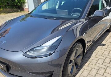 Tesla Model 3 15.226 km 29.631 &euro; Seesen 38723