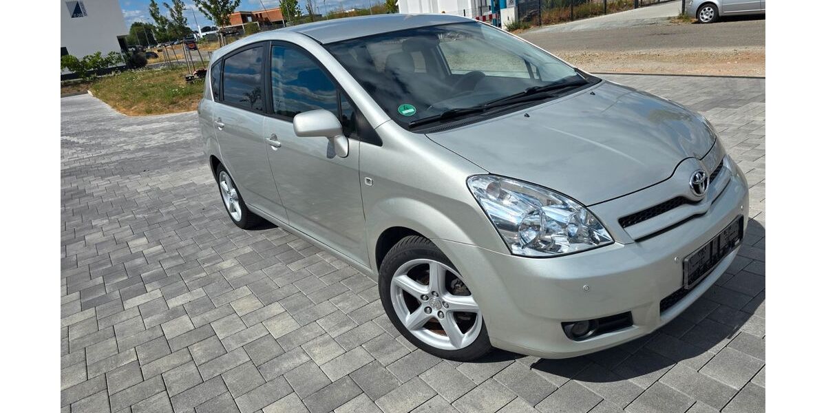 Toyota Corolla Verso 142.275 km 5.500 &euro; Ramstein-Miesenbach 66877