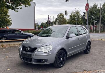 VW Polo 163.200 km 3.690 &euro; Herford 32049