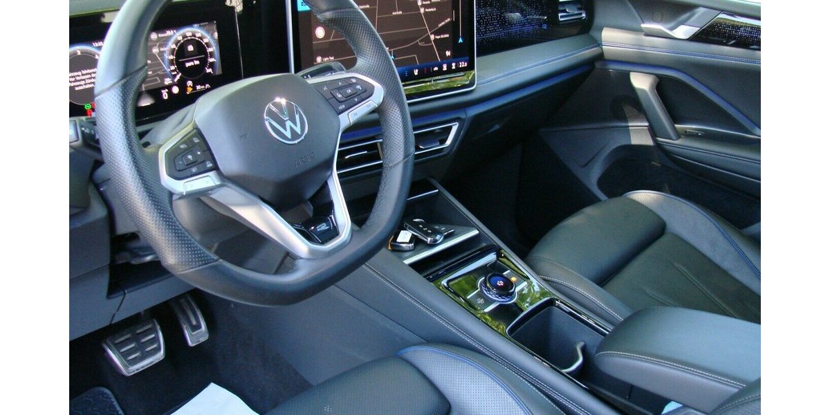 VW Tiguan R-Line Black Style 4M Pano AHK SHZ IQ Light 44.213 km 42.980 &euro; Falkensee 14612