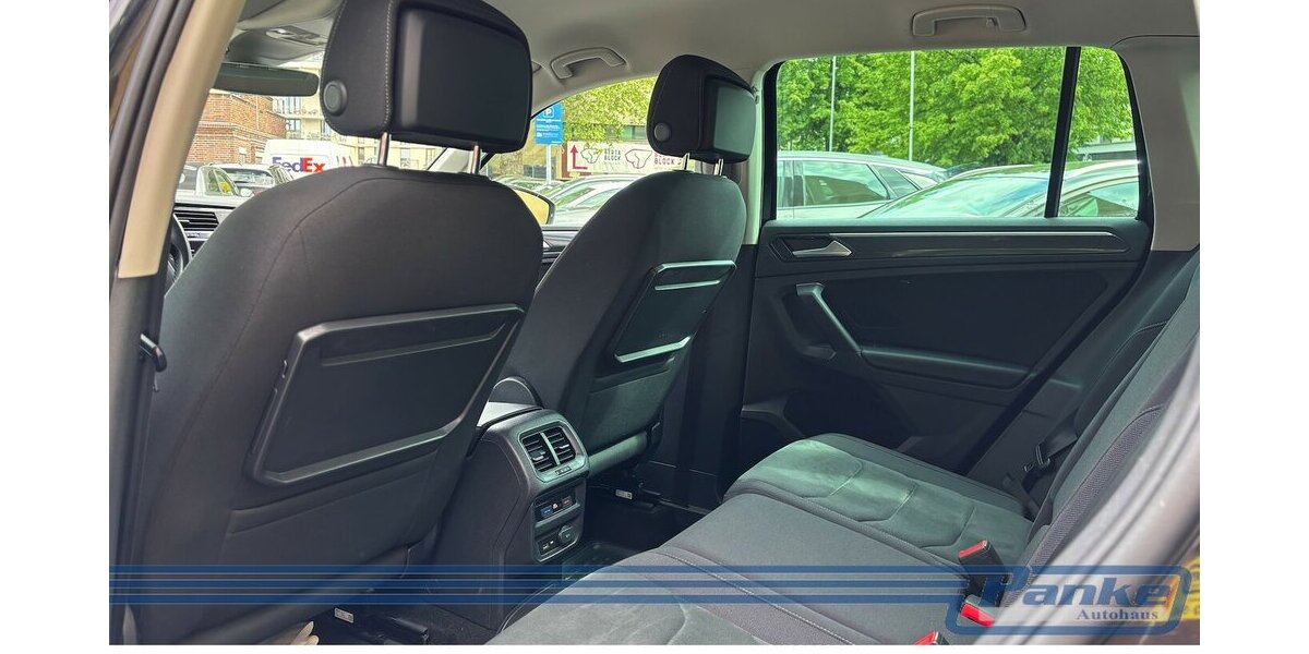 VW Tiguan Highline BMT 2.0 DSG*AHK*LED*RFK*ACC*CarP 160.966 km 18.990 &euro; Berlin 13187