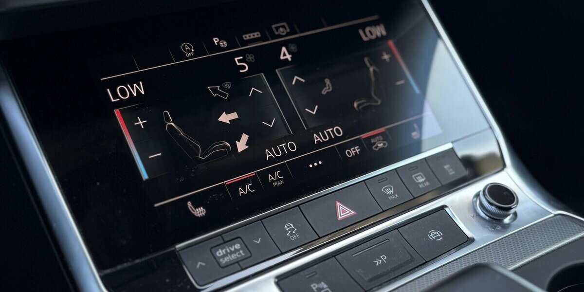 Audi A6 40 TDI quattro sport 360°/STANDHZ/NAVI/AHK 95.919 km 27.900 &euro; Villingen-Schwenningen 78054